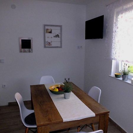 Apartmani Berno Starigrad Paklenica Extérieur photo