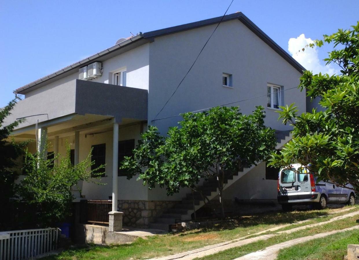 Apartmani Berno Starigrad Paklenica Extérieur photo
