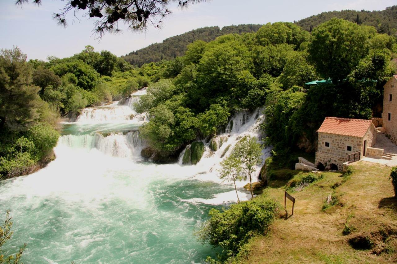 Apartmani Berno Starigrad Paklenica Extérieur photo