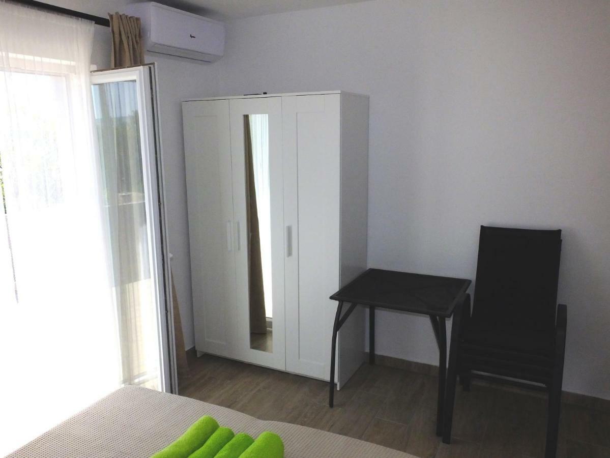 Apartmani Berno Starigrad Paklenica Extérieur photo