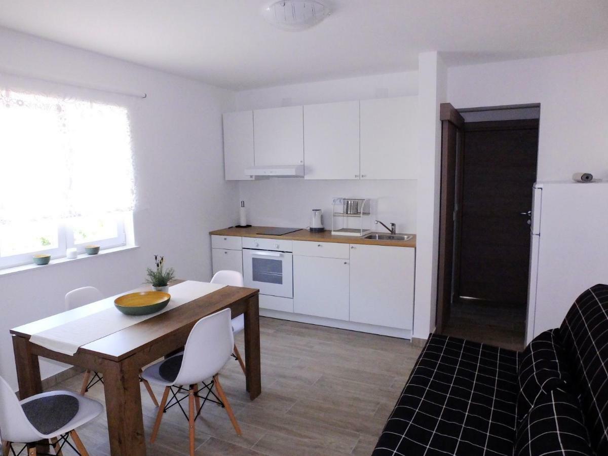 Apartmani Berno Starigrad Paklenica Extérieur photo